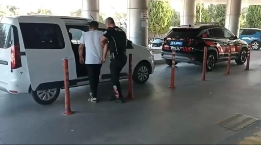İzmir’de aranan şahıslara şafak operasyonu: 114 gözaltı
