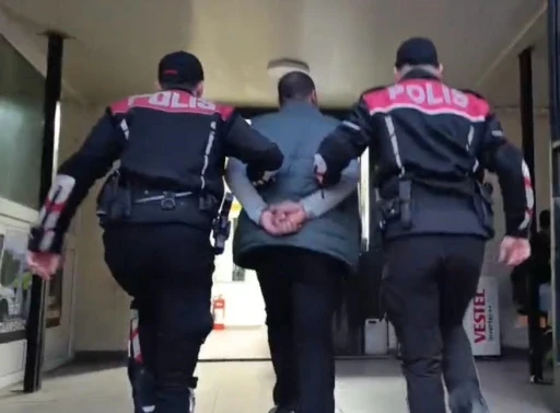 İzmir’de birçok suçtan aranan hükümlü yakalandı
