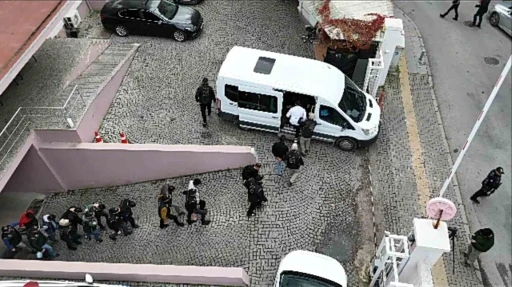 İzmir&rsquo;de DEAŞ operasyonu: 40 g&ouml;zaltı
