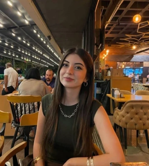 İzmir&rsquo;de gen&ccedil; doktorun hayatını kaybettiği kazanın g&ouml;r&uuml;nt&uuml;leri ortaya &ccedil;ıktı
