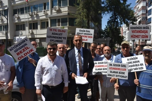 İzmir’de kentsel dönüşüm mağdurları isyan etti: &quot;15 yıllık bekleyiş yeter!&quot;
