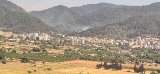 İzmir’de orman yangını: Müdahale sürüyor
