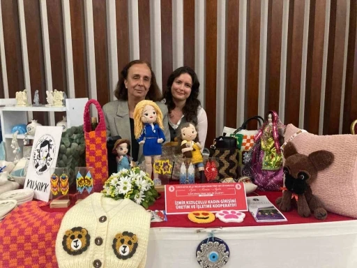 İzmir’de &quot;Kadın Erkek Fırsat Eşitliği Çalıştayı&quot; düzenlendi
