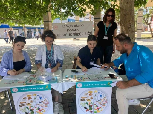 İzmir’de sağlıklı yaşam için boy ve kilo ölçümü uygulaması
