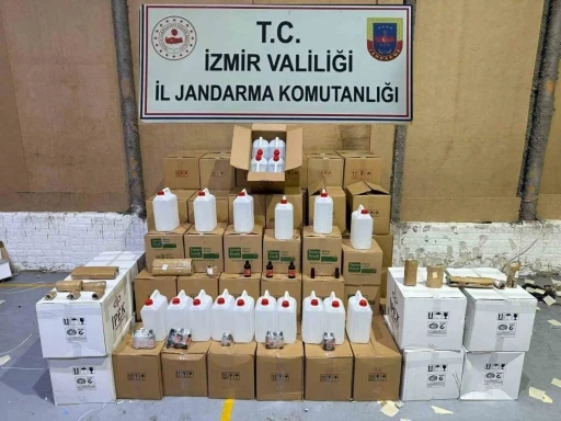 İzmir’de sahte içki operasyonu: 2 bin 850 litre etil alkol ele geçirildi
