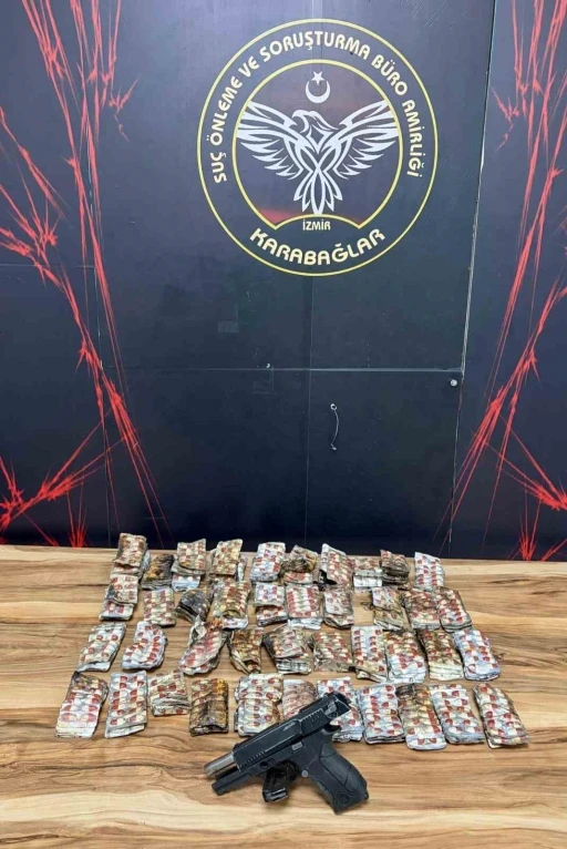 İzmir&rsquo;de su&ccedil; delillerini gizlemek i&ccedil;in evi yakan 10 ş&uuml;pheli yakalandı
