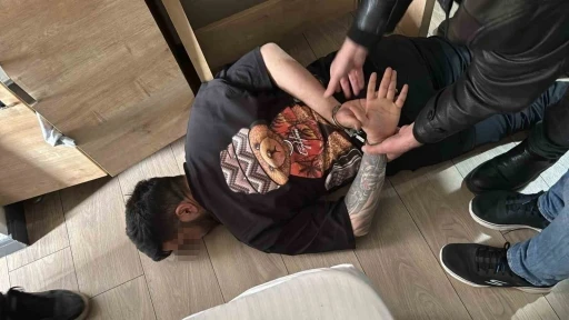 İzmir’de taksiciyi gasbeden saldırgan hakkında jet iddianame
