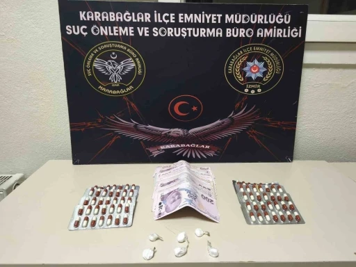 İzmir&rsquo;de uyuşturucu operasyonu: 10 yıl cezası olan firari yakalandı

