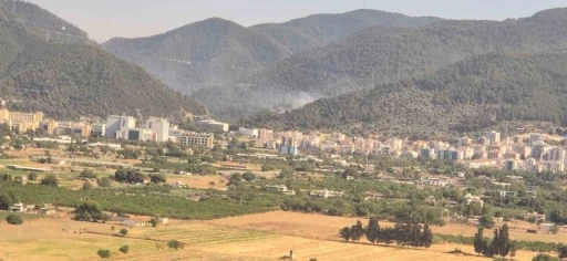 İzmir’deki orman yangınları kontrol altında
