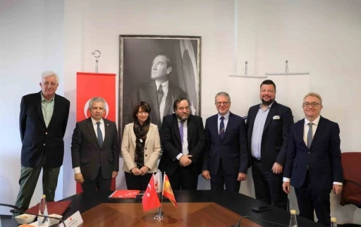 İzmir&rsquo;den İspanya&rsquo;ya uzanan &lsquo;eğitim&rsquo; k&ouml;pr&uuml;s&uuml;
