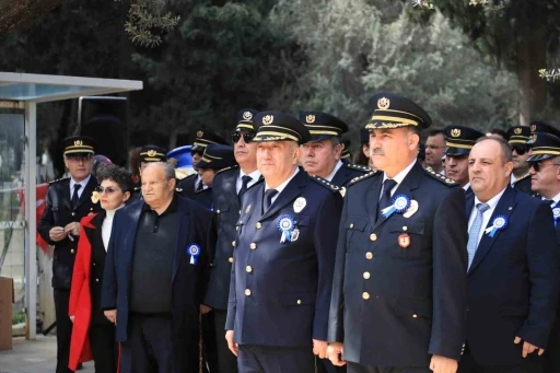 İzmir Emniyeti’nden şehitlik ziyareti
