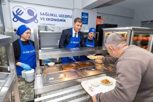 İzmir&rsquo;in Kent Lokantaları dar gelirliyi rahatlattı
