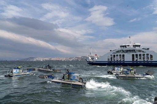 İzmir K&ouml;rfezi&rsquo;in temizliği i&ccedil;in takviye g&uuml;&ccedil;
