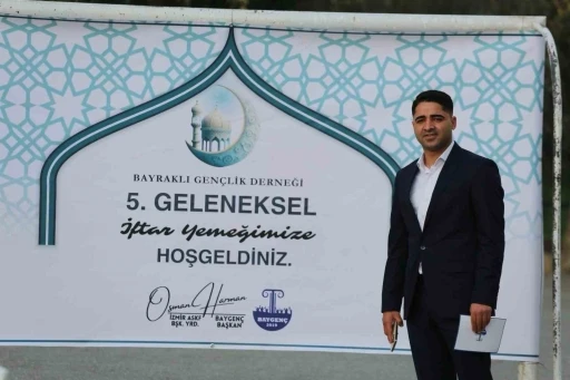 İzmirli gençler iftar programında bir araya geldi
