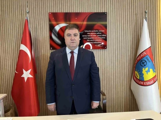 İzmirli taksicilerden &lsquo;Hasılata dayalı vergi&rsquo; talebi
