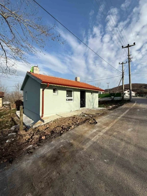 İzmit&rsquo;te atıl durumdaki okul binası sosyal tesise d&ouml;n&uuml;şt&uuml;r&uuml;l&uuml;yor
