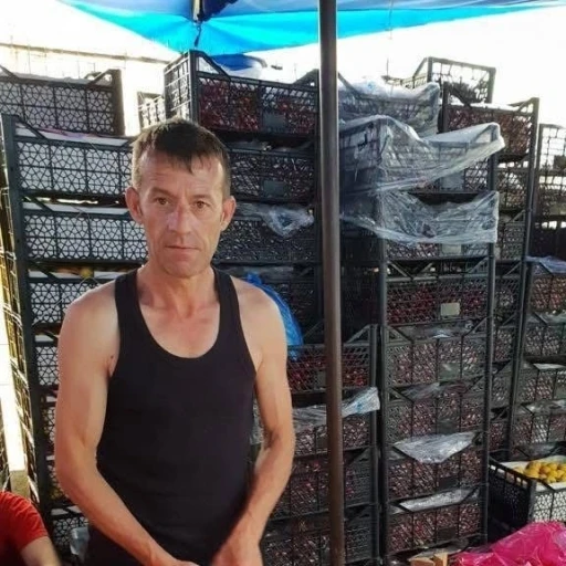 İzmit&rsquo;te evinde bı&ccedil;aklanan kişi hayatını kaybetti: 2 g&ouml;zaltı
