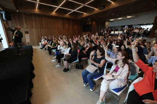 İzQ&rsquo;dan rekor yılı: 2025&rsquo;te 800 aktif &uuml;ye, 16 bin 500 katılımcı
