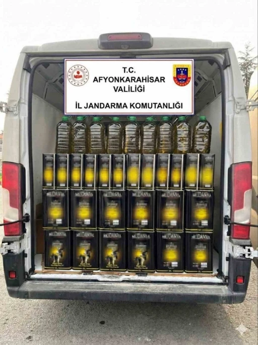 Jandarma 655 litre sahte zeytinyağı ele geçirdi
