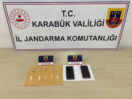 Jandarma’dan uyuşturucu operasyonu
