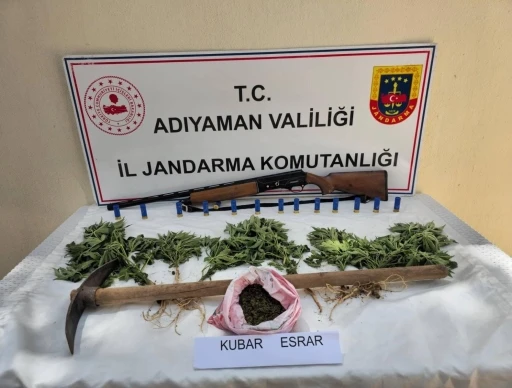 Jandarma ekipleri uyuşturucuya geçit vermiyor
