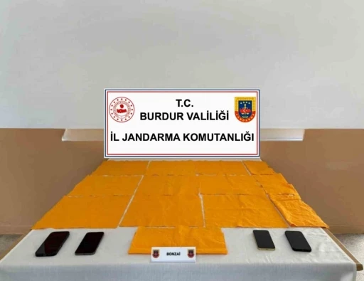 Jandarma ekiplerinden uyuşturucu şebekesine darbe: 13 şüpheli tutuklandı
