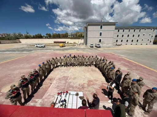 Jandarma personeline yangın eğitimi verildi
