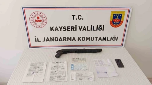 Jandarma tefeciye g&ouml;z a&ccedil;tırmadı
