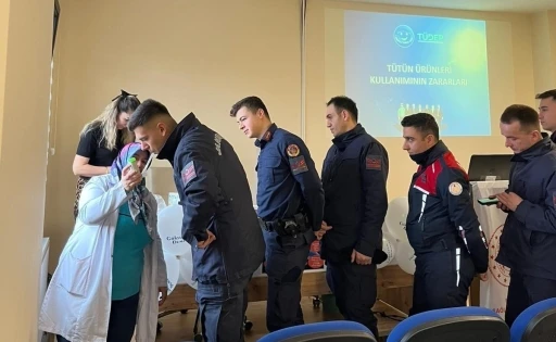 Jandarmadan Alaşehir&rsquo;de toplu sigarayı bırakma adımı
