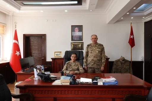 Jandarmadan çocuklara 23 Nisan etkinliği
