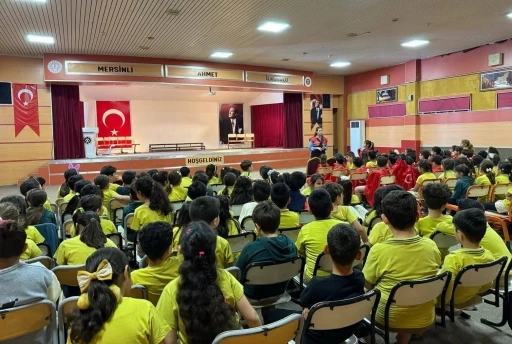 Jandarmadan öğrencilere siber farkındalık eğitimi
