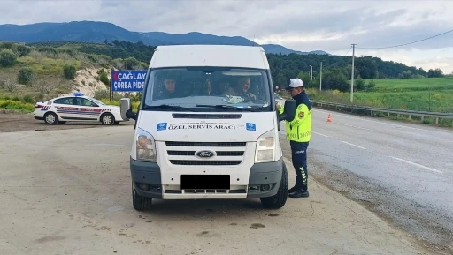 Jandarmadan servis araçlarına denetim
