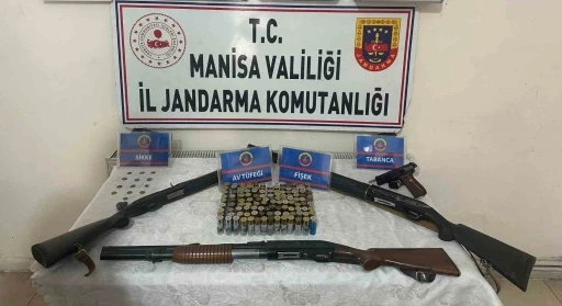 Jandarmadan silah ve tarihi eser operasyonu
