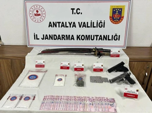Jandarmadan uyuşturucu operasyonu
