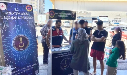 Jandarmadan vatandaşlara siber güvenlik bilgilendirmesi
