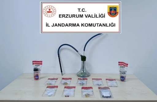 Jandarmadan zehir tacirlerine ge&ccedil;it yok
