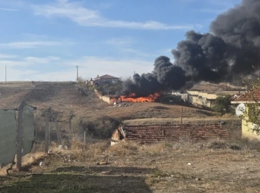 Jandarmanın dikkati yangını önledi
