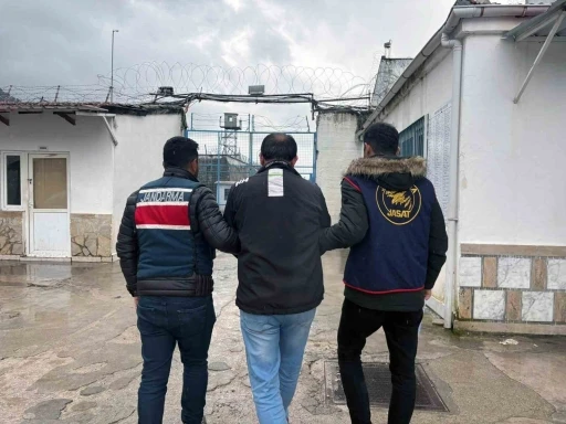Jandarmanın uyuşturucu operasyonlarında 2 tutuklama