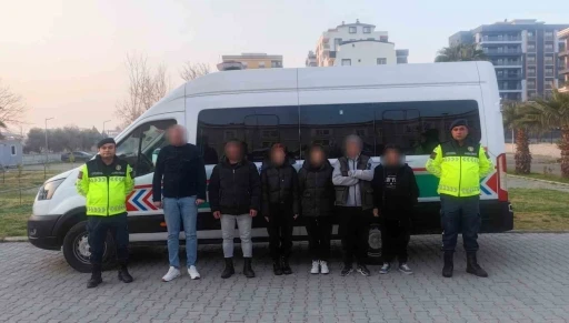 Jandarmanın yol kontrolünde yakalandılar
