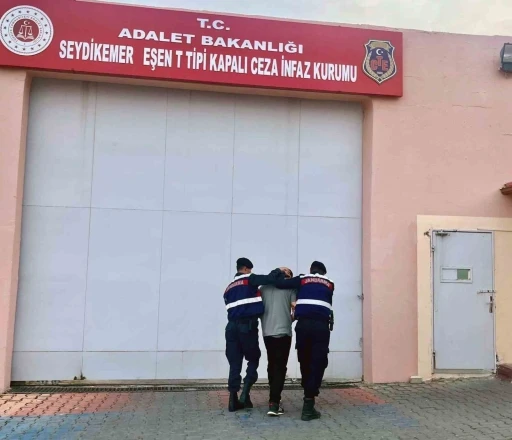 JASAT'tan Aranan Şahıslara Operasyon