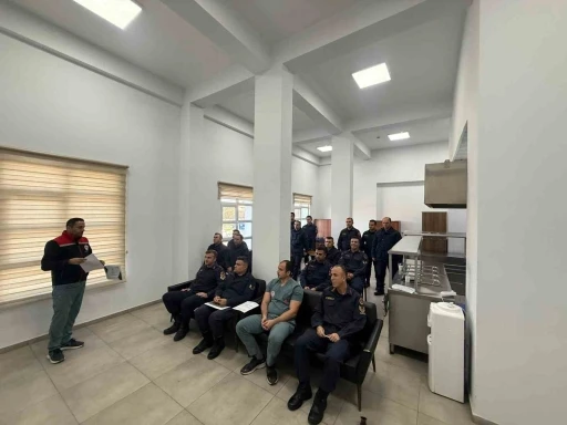 Ka&ccedil;ak hayvan sevklerine karşı İncirliova&rsquo;da ortak &ccedil;alışma
