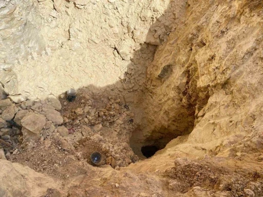 Ka&ccedil;ak kazı yapan 2 şahıs su&ccedil;&uuml;st&uuml; yakalandı
