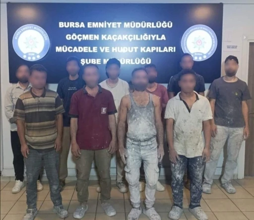 Ka&ccedil;ak yabancı uyrukluların &ccedil;alıştırıldığı iş yerine operasyon
