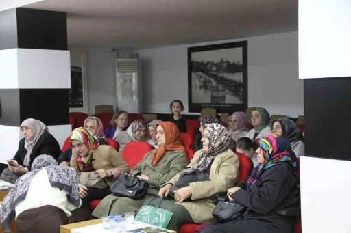 Kadın emeği sınır tanımıyor: &lsquo;&Ccedil;arşamba&rsquo;dan d&uuml;nyaya&rsquo;
