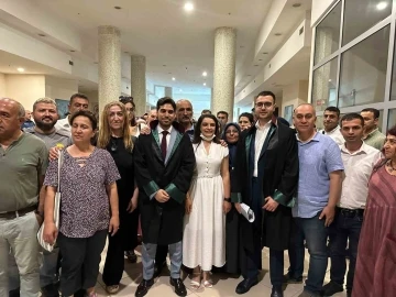 Kadın güvenlik görevlisine bıçakla saldıran sanık hakim karşısında
