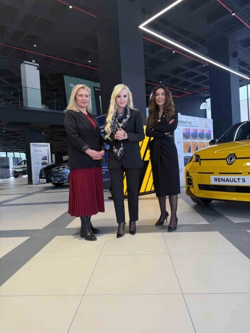 Kadın liderliği otomotivde g&uuml;&ccedil;leniyor
