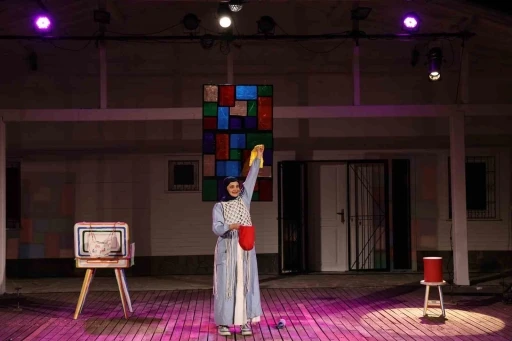 Kadın Oyunları Festivali "G&ouml;zbağcı" ile başladı
