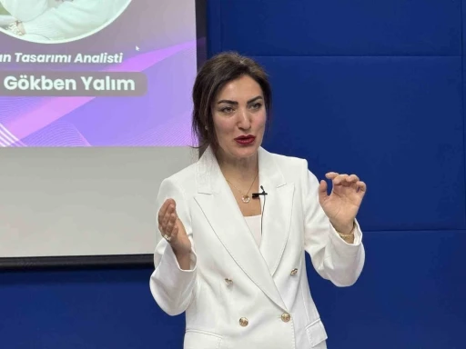 Kadınlar g&uuml;n&uuml;nde "Eşsizliğin Tasarımı" s&ouml;yleşisi d&uuml;zenlendi
