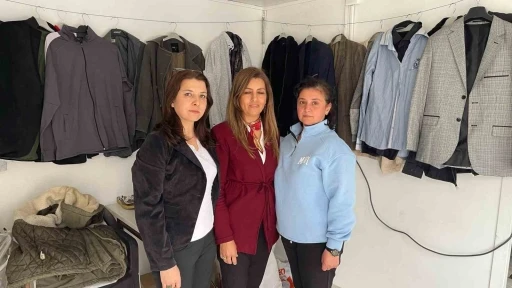 Kadınlardan &quot;Eski kıyafetlerinizi yeni hikayeler bekliyor&quot; kampanyası
