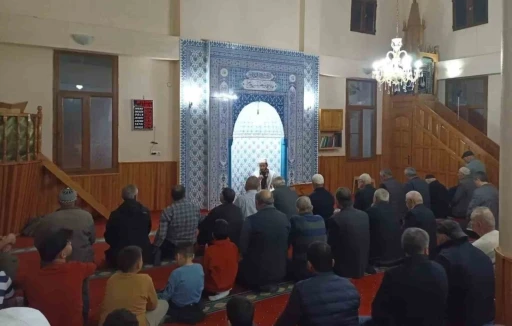 Kadir Gecesi’nde Aydın’da dualar semaya yükseldi
